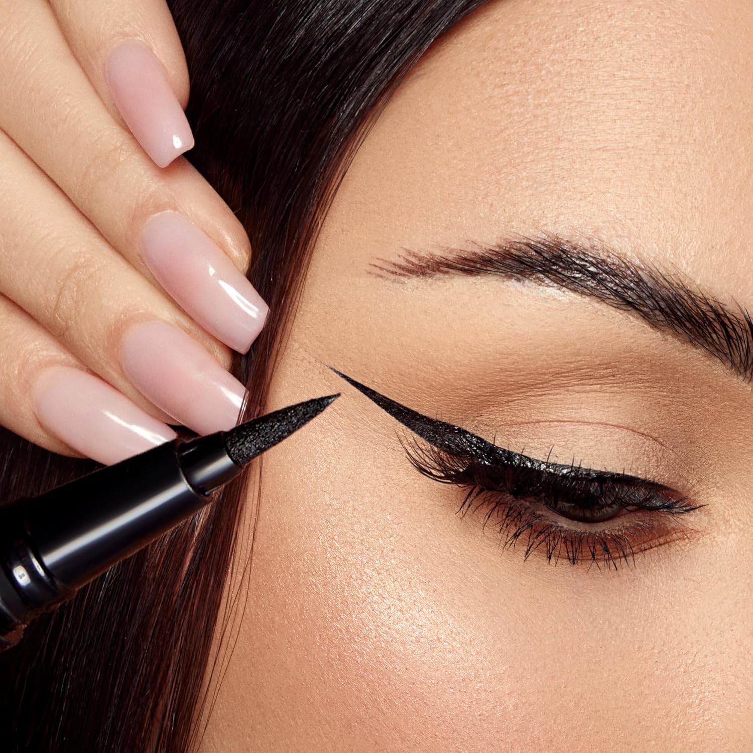 Rimmel Glameyes  Liquid Liner - 1 Black